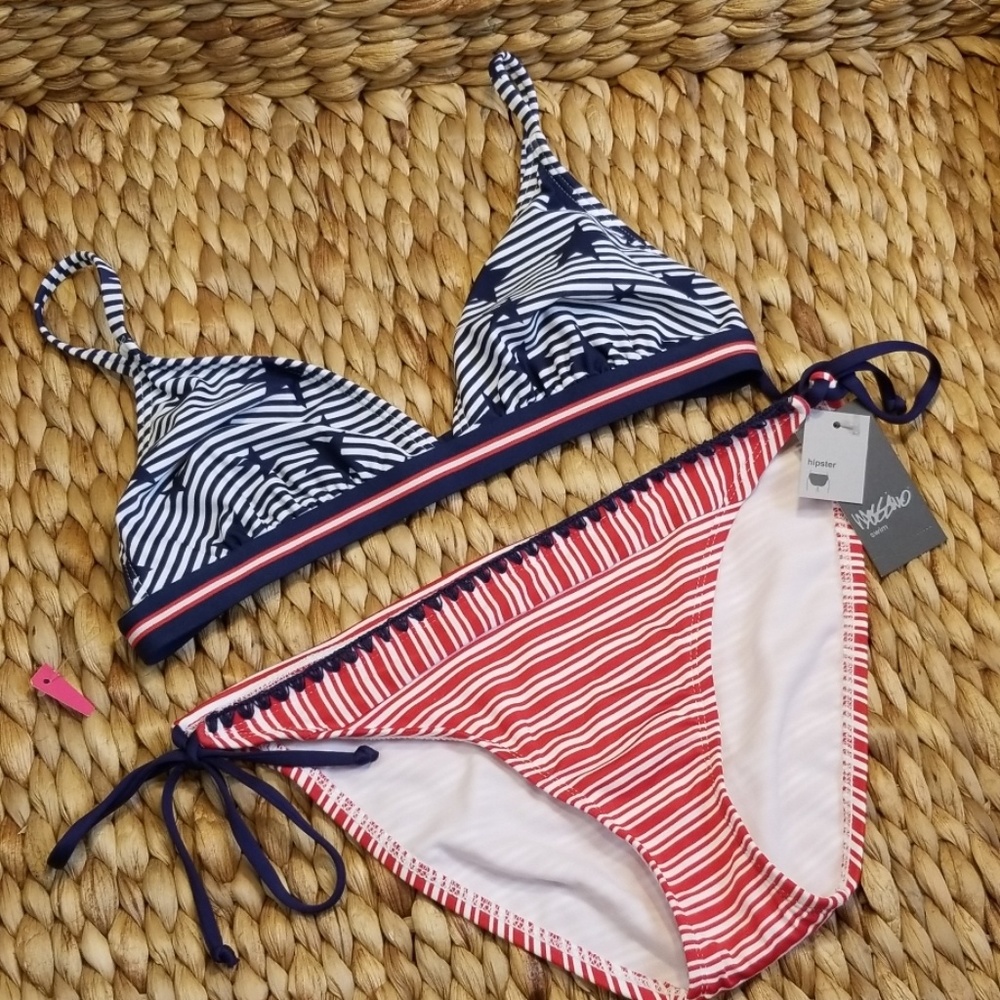 Xhilaration swim top mossimo swim bottom size L